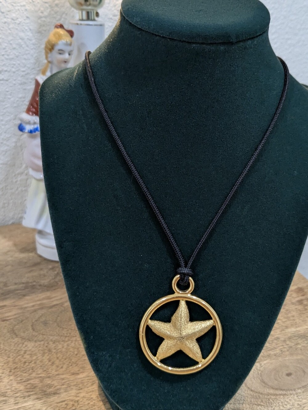 Vintage NAPIER Gold Starfish Pendant Necklace on Black Cord